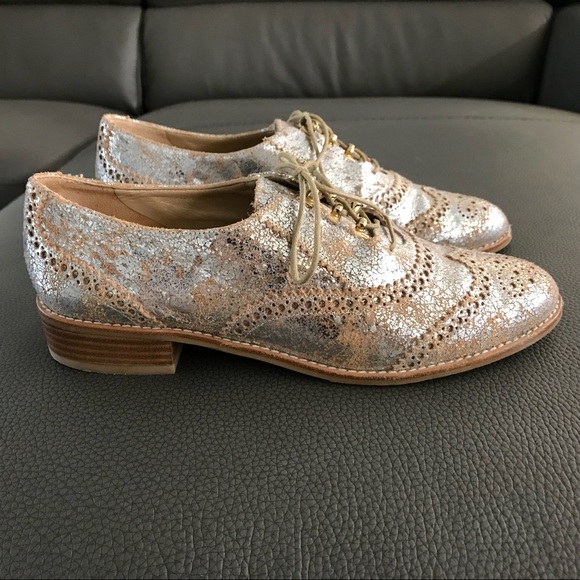 Stuart Weitzman Shoes - Stuart Weitzman Metallic Oxfords
